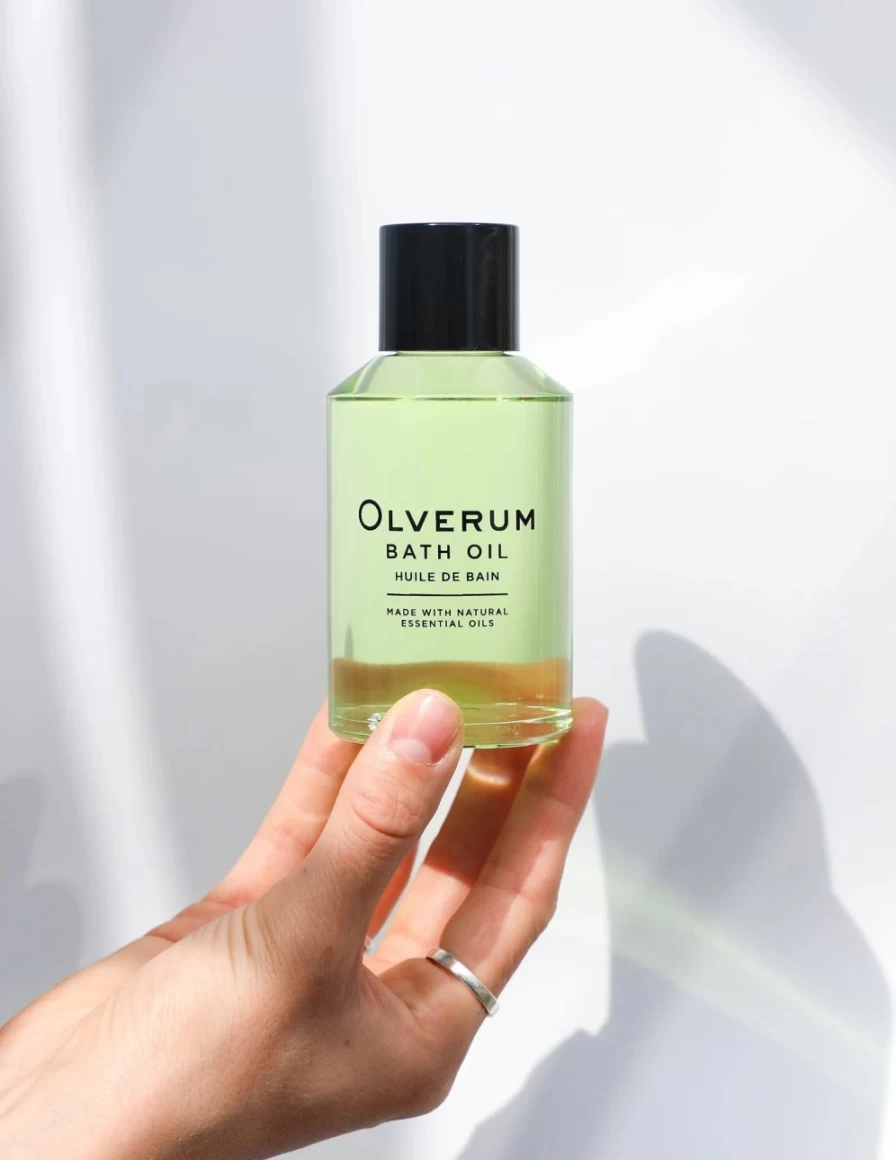 Olverum Relaxing Bath Oil for Women – 60ml Aromatherapy Essential Oil Blend