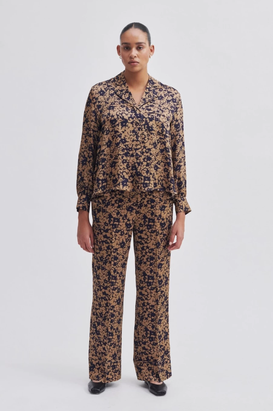 Second Female Women's Vincent Trousers - Stylish & Comfortable Pants for Women